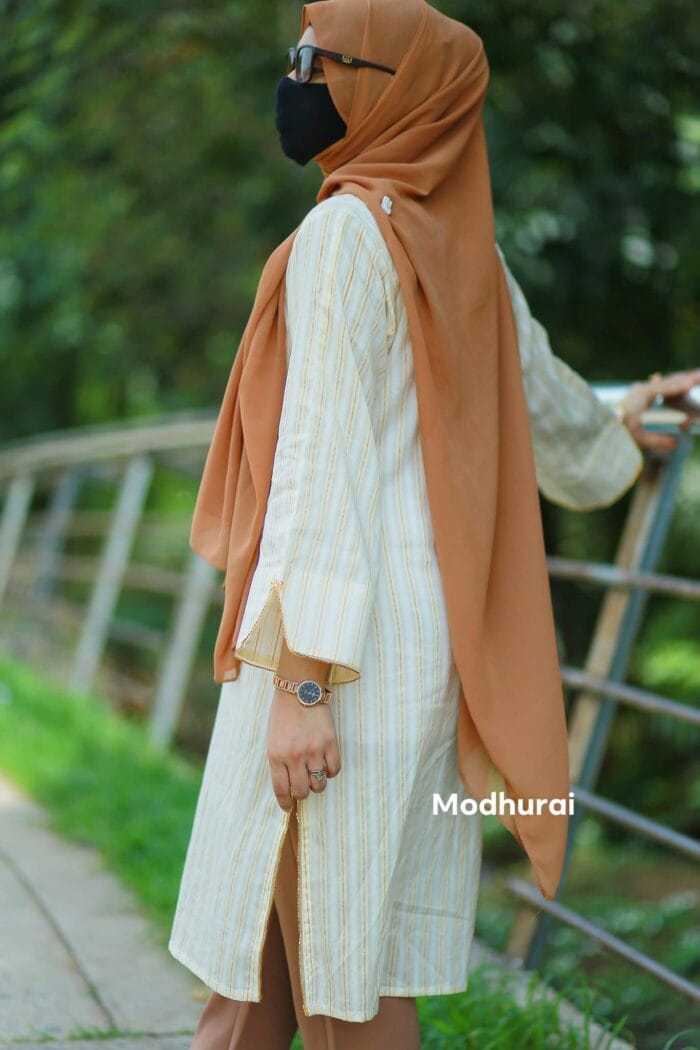 Naz White-Exclusive Designed By Modhurai - Image 5